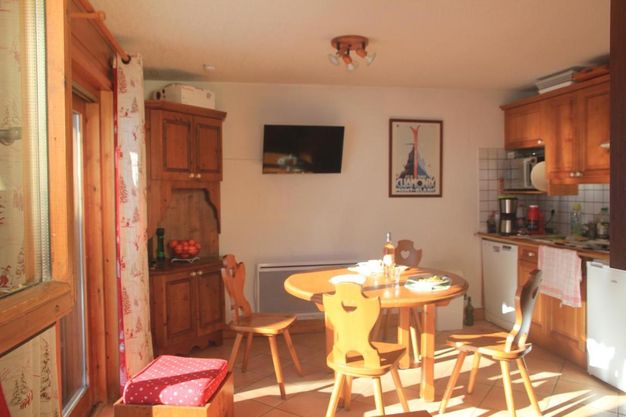 Appartement Chaleureux Les Houches 29 M² Piscine Partagee Екстериор снимка